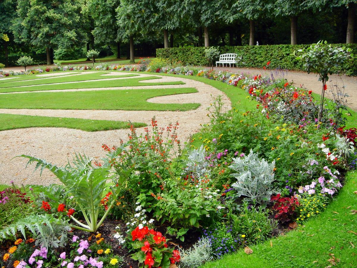 Der Platengarten Ansbach Ngoại thất bức ảnh