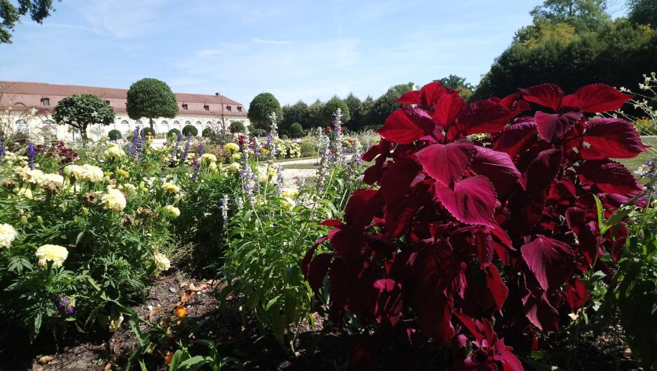 Der Platengarten Ansbach Ngoại thất bức ảnh